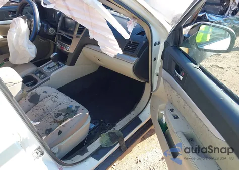 2013 Subaru Outback 2.5I Premium from USA, damaged, VIN 4S4BRBCC3D3265057